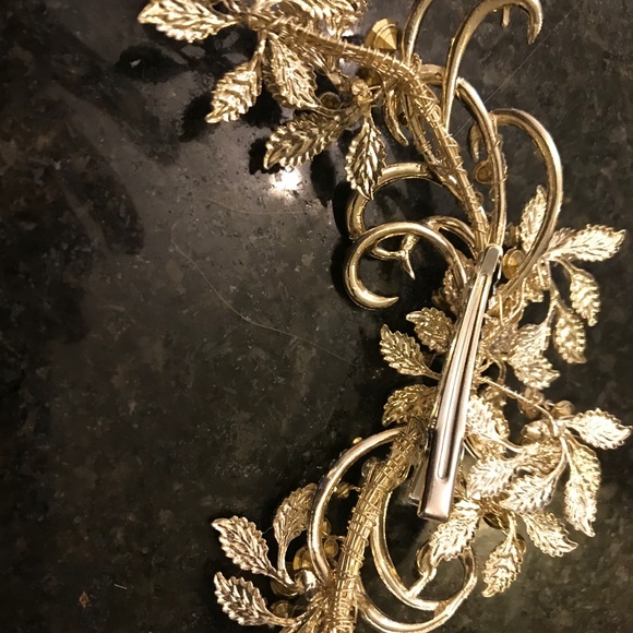 Gold and Swarovski hair piece - Picture 3 of 4